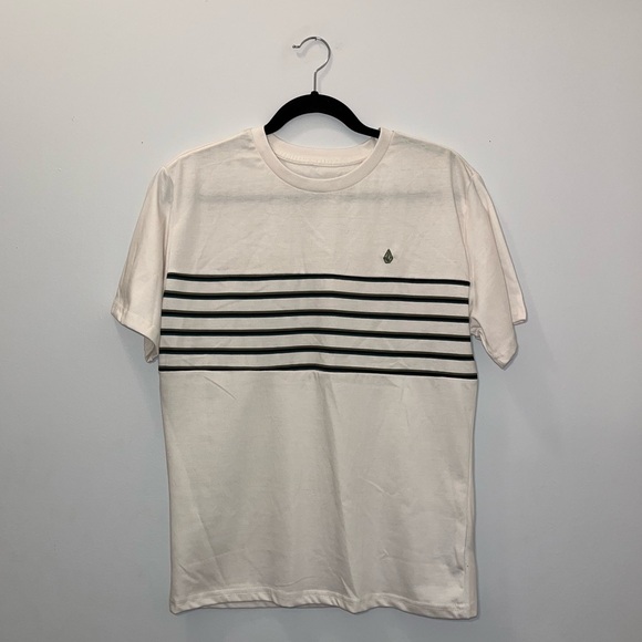 Volcom Beige White Blue Green Striped Skater Short Sleeve Shirt Boys XL 16 NWT - Picture 1 of 5